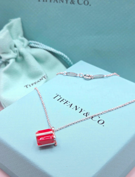 Christmas Present Necklace