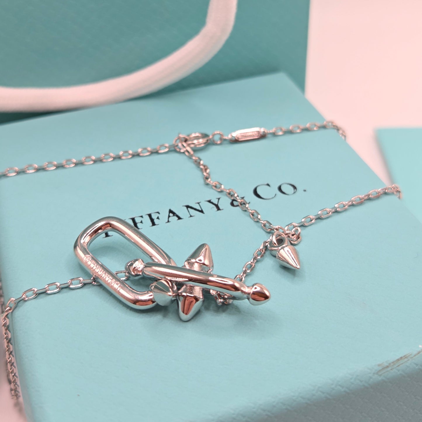 Chain Link Spike Necklace