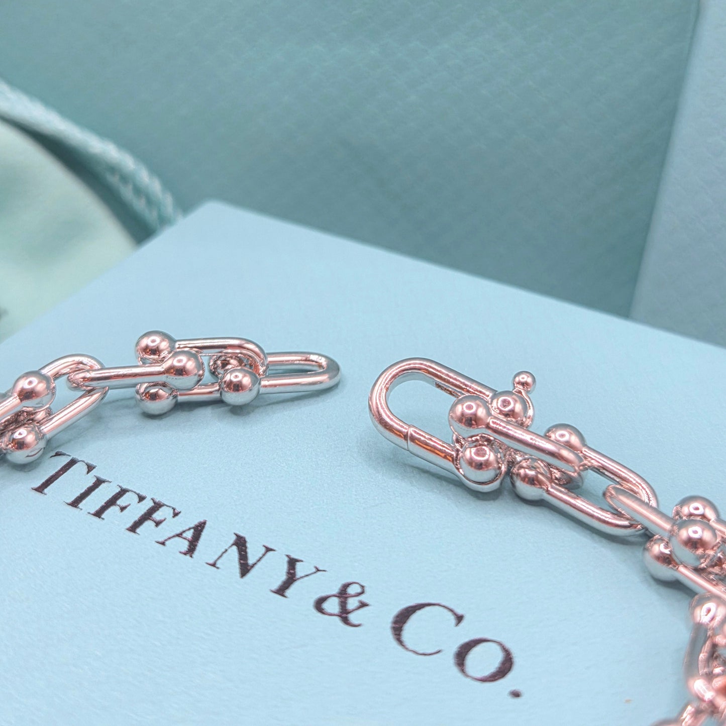 Elegant Chain Bracelet