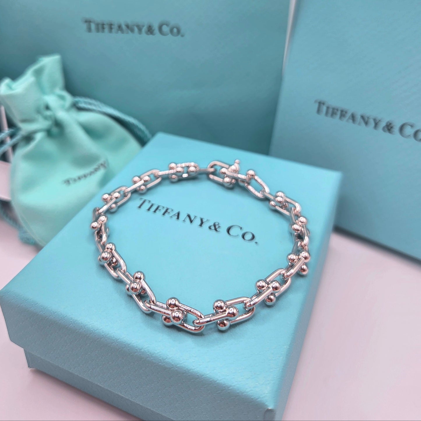 Elegant Chain Bracelet